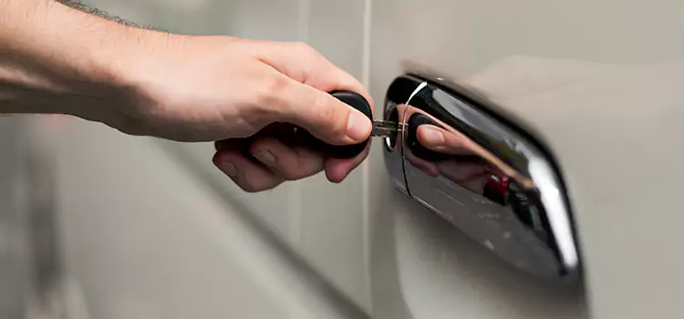 Why Choose Our Auto Locksmith Team in Friendswood, TX?
